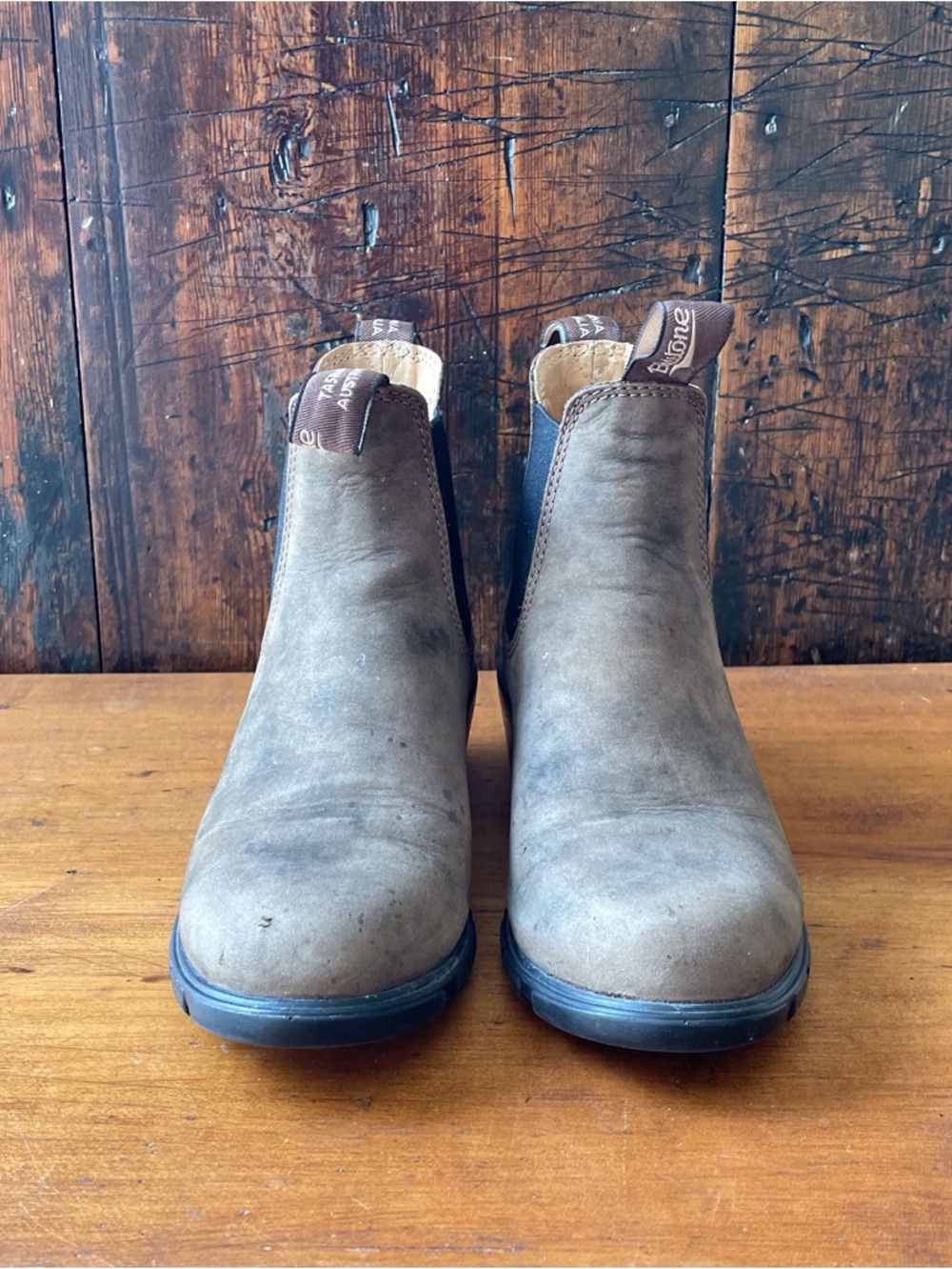 Blundstone 1677 Rustic Brown Chelsea Boots Women's 7.5 US - Picture 5 of 13